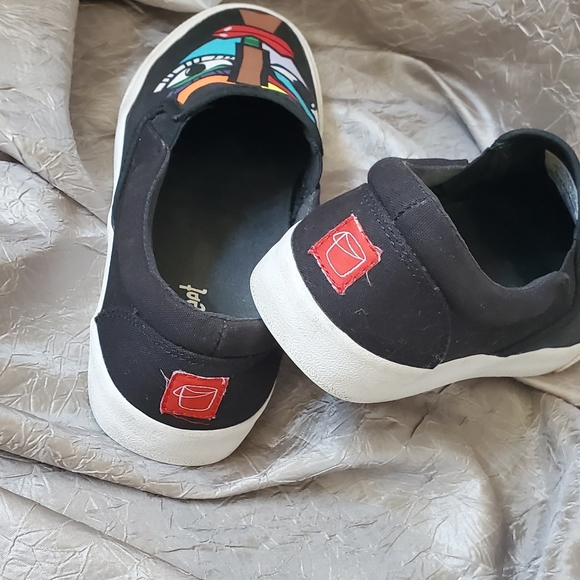 BUCKETFEET SLIP ON SNEAKERS SZ 7 - Picture 5 of 11